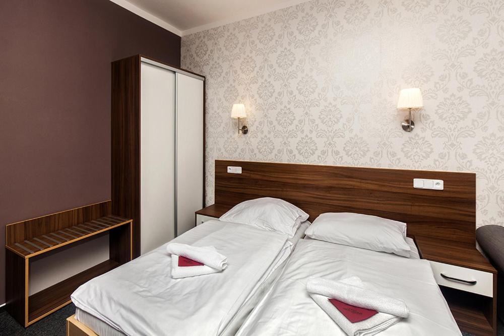 Arkada Hotel